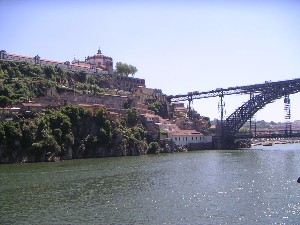 Blick über den Rio Douro nach Vila Nova de Gaia